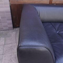 IDC OTSUKA(大塚家具)のL/S CONMFORT 11(エルエス コンフォート) 革張り3人掛けソファ！高級感のあるモダンなデザインが魅力♪ゆったりとしたスタイリッシュなトリプルソファ♪CD303