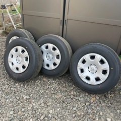 【ヨーキー】新車外し ハイエース 送料込み 195/80R15 ヨーキー】新車外し ハイエース 送料込み 195/80R15 8401.jpg