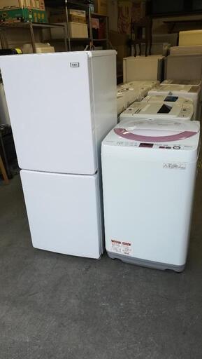 セット437⭐配送と設置は無料サービス⭐Haier冷蔵庫148L＋SHARP洗濯機