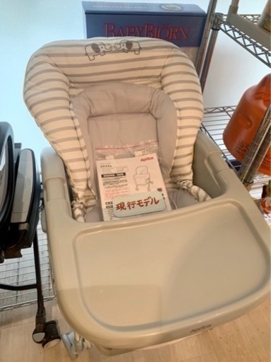 ■店頭引取限定■超美品☆アップリカ　現行ベビーラック　ユラリズム♫定価20900円