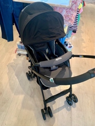 ■店頭引取限定■美品☆アップリカ　超軽量ベビーカー　カルーンエアー♫
