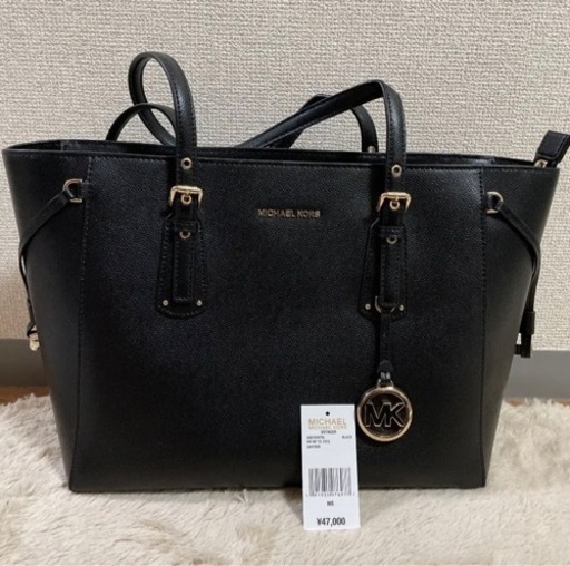 MICHEAL KORSのトートバッグ
