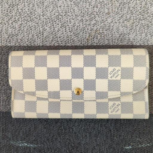 ヴィトン財布