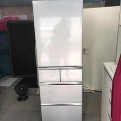 取引中　AQUA ノンフロン冷凍冷蔵庫　2017年製　415L ...