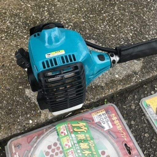 草刈り機 マキタ ガソリン