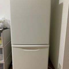 【ネット決済】一人暮らし用冷蔵庫(NR-B14DW-W)になります。