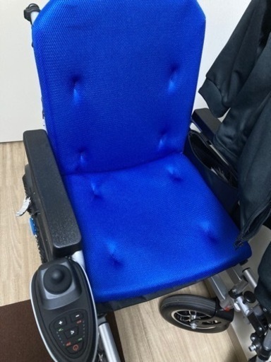 フルフラット電動車椅子