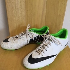 【早い者勝ち‼️】NIKEサッカーシューズ 27.0cm