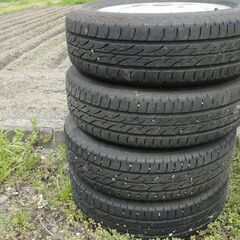 ☆彡木津川市からの出品です！ バリ山タイヤ！１万円即決！取りに来る方のみ。１５５　６５　Ｒ１３。ＣＴ５１ワゴンＲについていました！ ☆彡木津川市からの出品です！ バリ山タイヤ！1万円即決！取り