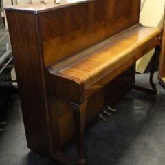 中古アップライトピアノ チェコ製 PETROF P115 高さ115cm 製造1978年