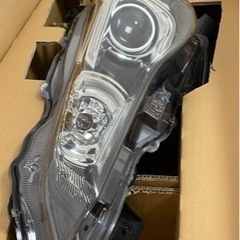 BRZ ヘッドライト　左のみ