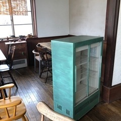 冷蔵ショーケース値下げしました。