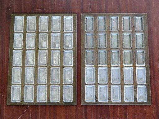 山口)下松市より　業務用 フィナンシェプレート 洋菓子用金型 8×4cmサイズ 25個 幅55×奥行40×高さ1.5cm 2枚セット 　BIZJE20H