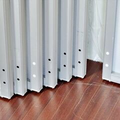 山口)下松市より　comany(コマニー) パーティション 半透明 幅120×高さ179cm 7枚セット 1枚ほどパネル変形あり  BIZJE22H