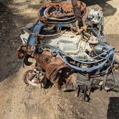 マツダファミリアのボロボロエンジン12000円売り