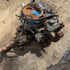 マツダファミリアのボロボロエンジン12000円売り