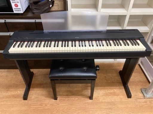 ヤマハ 電子ピアノ P-70 イス付 中古 - 鍵盤楽器、ピアノ