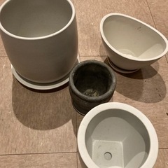 IKEAなどの鉢　x4つ