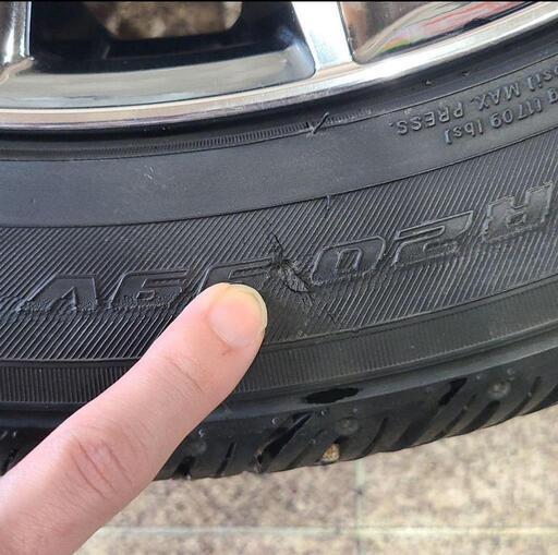 レオニスBMCMC 8.5j 20インチ yokohama PARADA