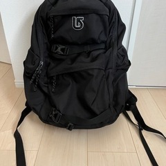 BURTONのリュック！収納抜群！！綺麗に使ってました。