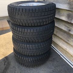 サーフ・ハイエース（200系）等、アルミホイル付スタッドレスタイヤ4本セット　265/70R16