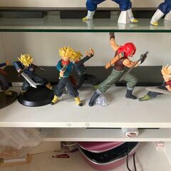 テレビ台　フィギュアケース