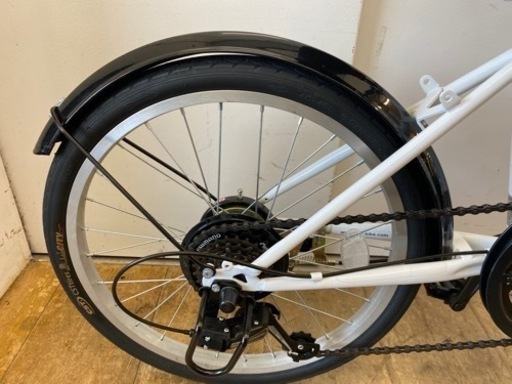 N205☆PANGAA製☆ノーパンクタイヤ☆20インチ折りたたみ自転車