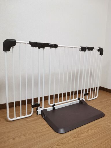 日本育児　おくだけとおせんぼ　おくトビラ　ベビーゲート【手渡し6000円】