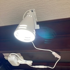 LED電気スタンド　クリップ式　ほぼ新品です