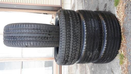 新車外しタイヤ 235/55R18  ハリアー  NX等に