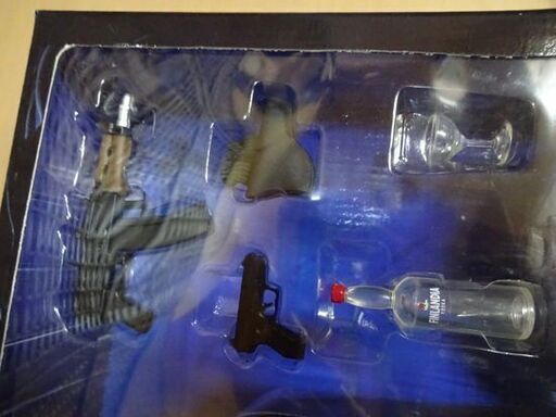保管品 007 DIE ANOTHER DAY アクションフィギュア ジェームズボンド 12インチ ダイアナザーデイ PierceBrosnan as JAMESBOND SIDESHOW TOY 札幌市 白石区 東札幌