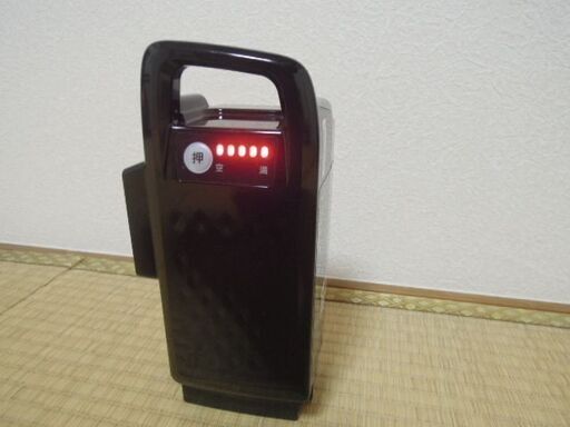 Panasonic NK576B02A 8Ah 充電10回程度（長押し5点灯）