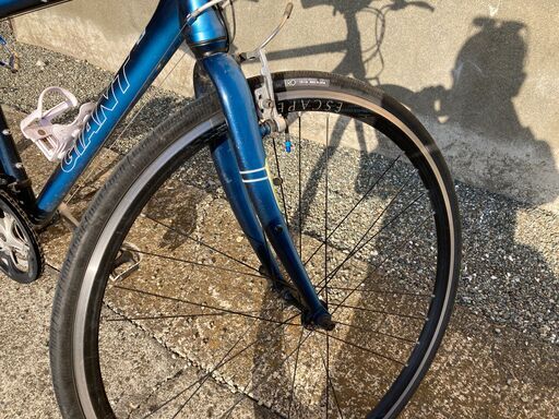 GIANT ESCAPE R3 700Cアルミ24速500mm GREY クロス GIANT ESCAPE R3 700C アルミ24速500mm GREYクロス GIANT ESCAPE R3