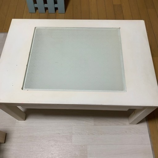アンティークテーブル　断捨離します。