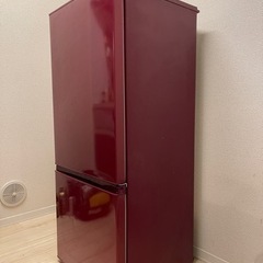 冷蔵庫　2018年製　ワインレッド　184L