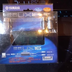 YAMAHA　UX16 USB~MIDIインターフェイス