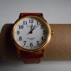 サンフレーム　アナログ腕時計　日本製（電池交換？）