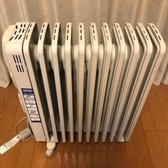 キャンセルにつき未だございます。デロンギ　オイルヒーター