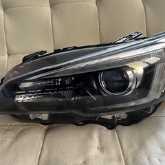 取引中　WRX STI S4 レヴォーグ用　後期型ヘッドライト