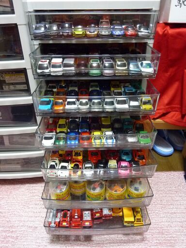 チョロQやミニカー、ラジコンカー多数