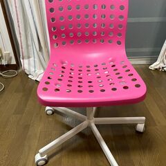 IKEA カラフルな椅子 無料です