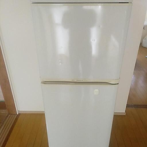 FUJITSU冷蔵庫です