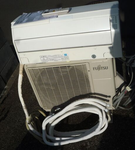 ☆富士通 FUJITSU AS-R22C-W インバーター冷暖房エアコン Rシリーズ◆人感センサー・お掃除エアコン