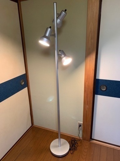 ニトリスタンドライト間接照明 Purin 北本の照明器具の中古あげます 譲ります ジモティーで不用品の処分
