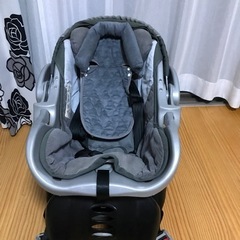 babytren 新生児から使用できる分離型チャイルドシート