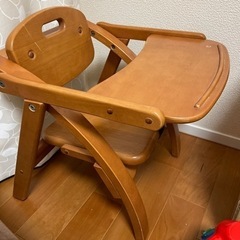 木製　幼児用椅子　頑丈品