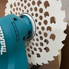 マキタ 刈払機 草刈機 MUR145UDRF 本体 バッテリー14.4v 充電器 フルセット