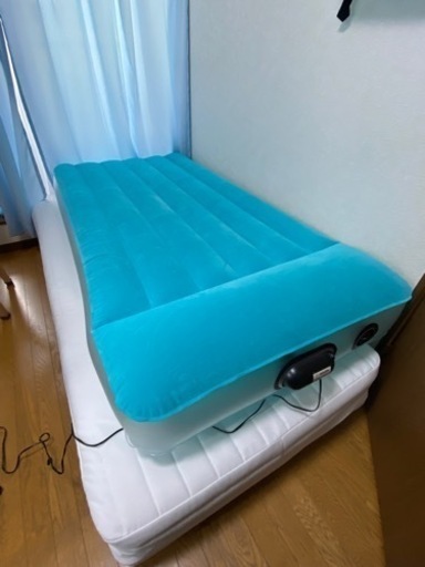 エアベッド　車中泊にも