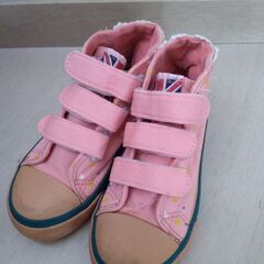 女の子用　ピンクの靴　