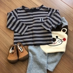 COMME CAトップス80 西パンツ 靴の3点セット